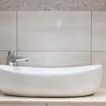 Kairos Apartment